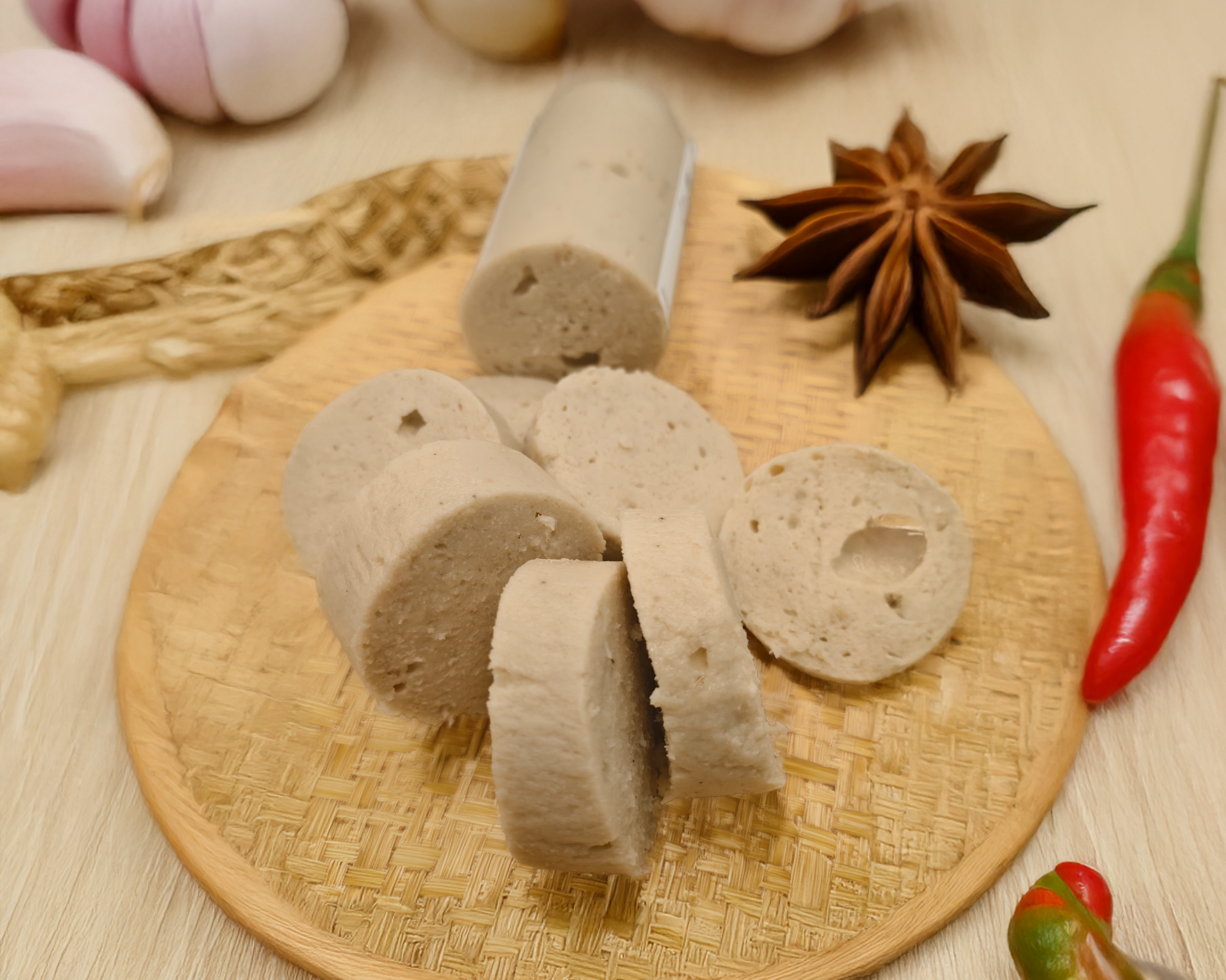 KiNLOEi Gai Yor (Thai White Chicken Sausage) 800g